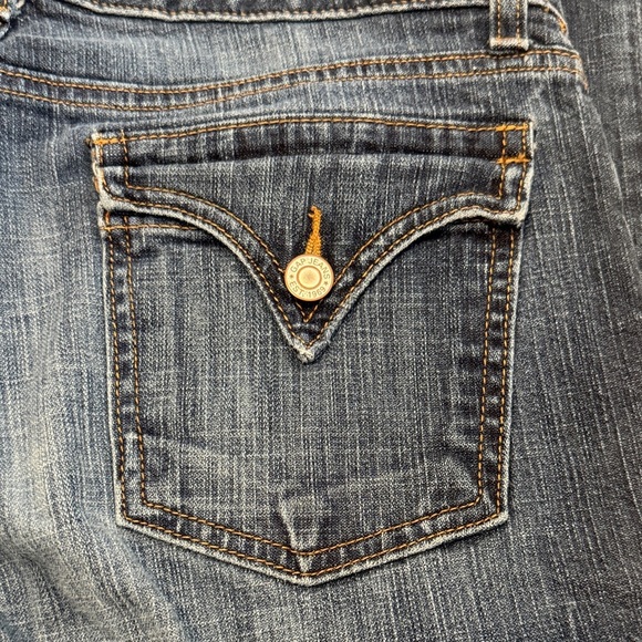 GAP Curvy Flare Jeans. 8L. Like New! - Picture 4 of 4